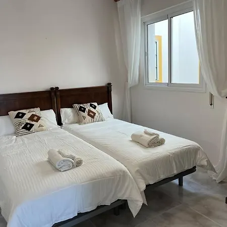 - Playa Y Parque A Unos Pasos Apartment *